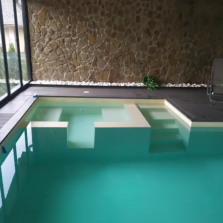 Hétvégi ház Na Hradzi