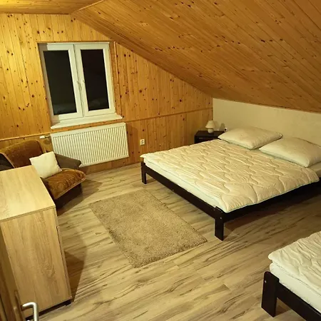 Hétvégi ház Na Hradzi